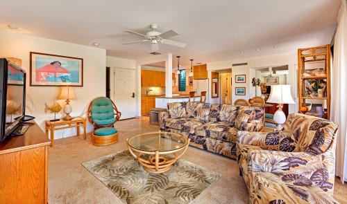 Wailea Elua Village - CoralTree Residence Collection