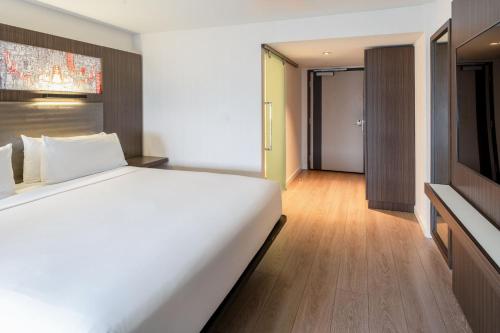 Aloft Sunnyvale - image 12