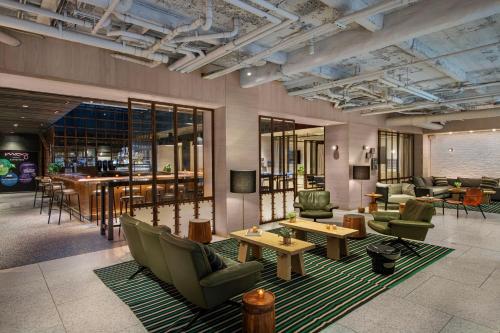 Moxy NYC Times Square, New York (photo 7)