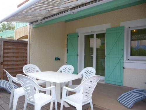 Villa Le Barcarès, 3 pièces, 6 personnes - FR-1-782-8 - Location, gîte - Le Barcarès