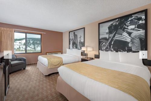 Queen Room with Two Queen Beds - Mobility Access/Non-Smoking