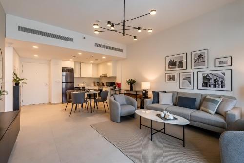 Newly furnished 1BDR Apartment I Madinat Jumeirah Living - image 8