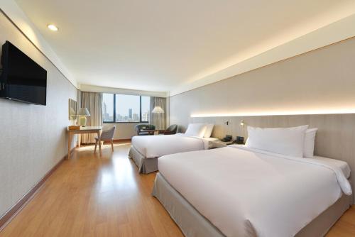 Twin Towers Hotel, Bangkok