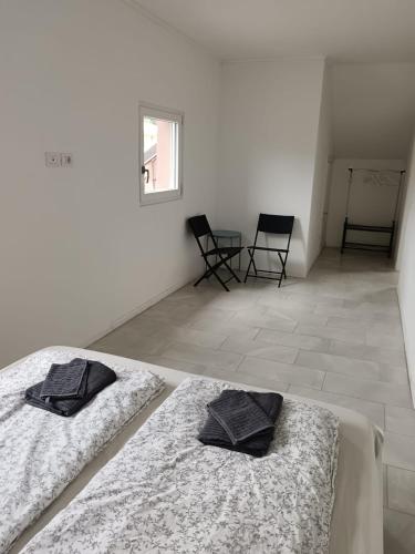 Apartaments Claudia Augusta Room Type - Family Room with Private Bathroom