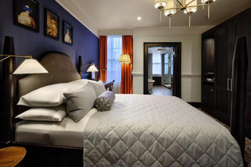 Sleeps 2