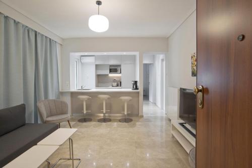 Belle Helene Luxury, Fully Reno, Athenian Riviera, Ateny