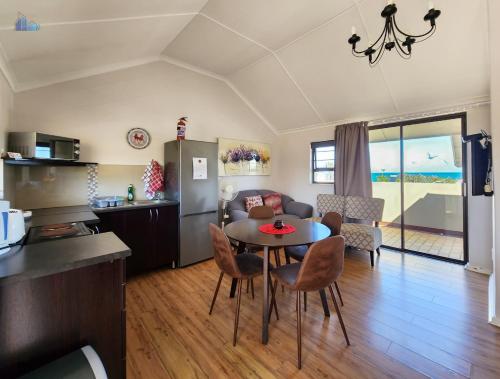 Gonubie Guest Cottages in Gonubie