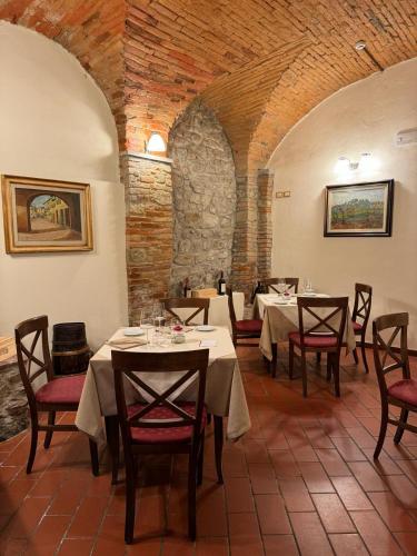 餐廳, Hotel Villa San Michele in 卡爾米尼亞諾