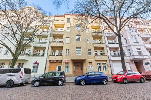 Exterior view, primeflats - Apartments Schillerpark Berlin-Wedding in Wedding