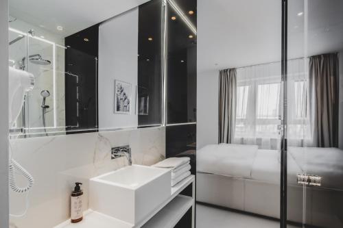 J&K Platinum Towers - image 12