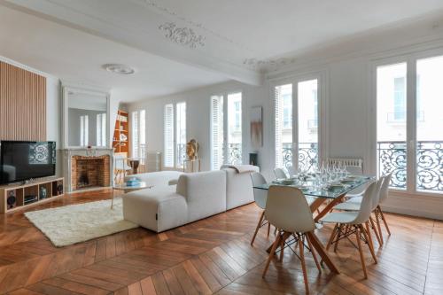 Very spacious apartment - 5BR-10P - Champs-Élysées