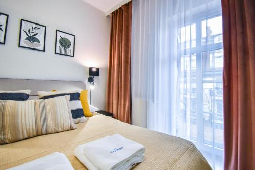 One-Bedroom Apartment image 10