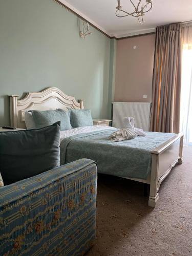 1 queen bed