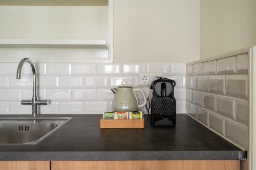 Short Stay Group East Quarter Serviced Apartments Amsterdam - image 3