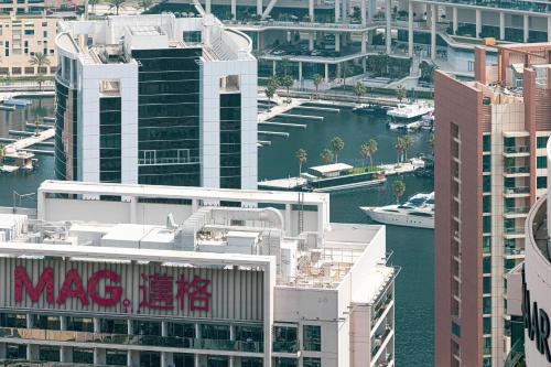 SmartStay at Burj Royale - Full Burj Khalifa View - Brand New Luxury Apartments - image 3