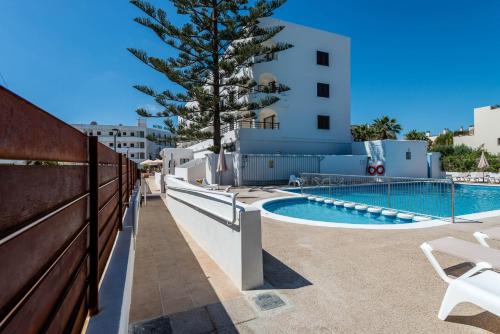 Apartamentos Ros - image 2