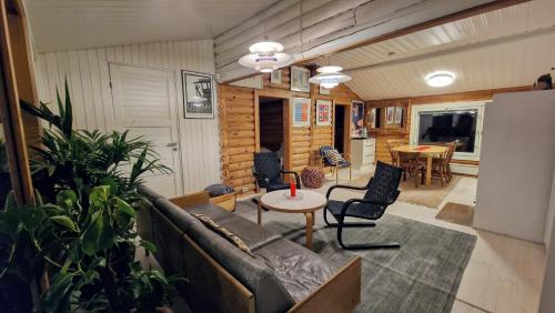 Hirsimökki kansallispuistossa - Chalet - Espoo