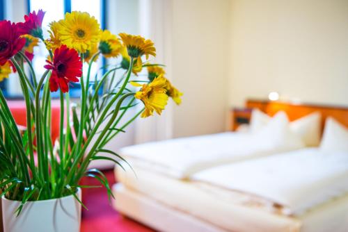 1 queen bed