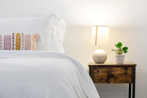 The Yellow Submarine @Sailboat Bend