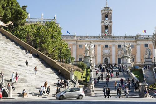 Rome Downtown Suite Bed and Breakfast Aracoeli – Rome