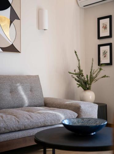 Touching Acropolis - Quiet & Elegant 1-Bdr Apt - image 8