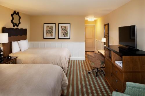 Standard Room with Two Double Beds