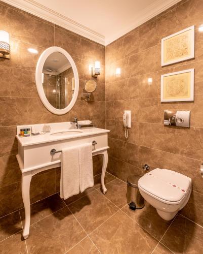 Room, premium