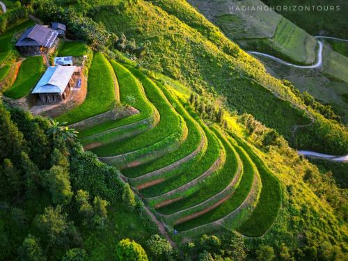 Ha Giang Xanh Homestay, Motorbikes and Loop Tours