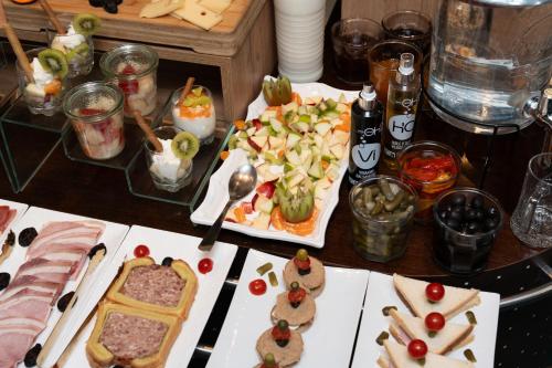 Hôtel Escurial - image 12