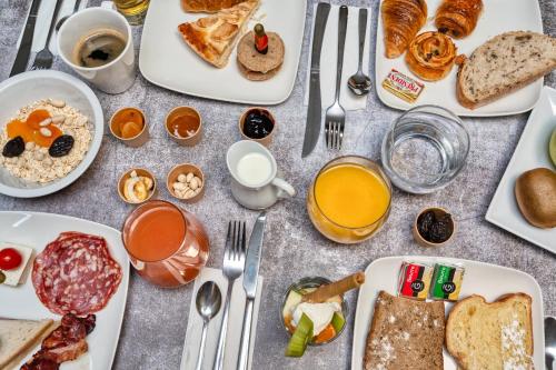 Hôtel Escurial - image 7