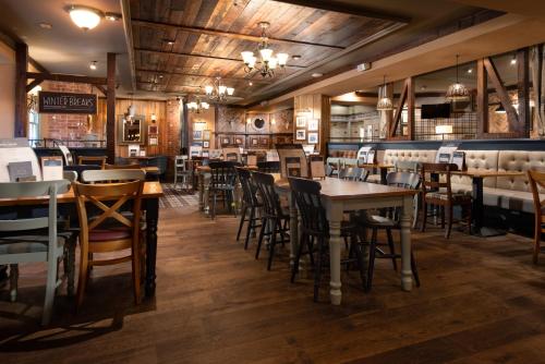 Restaurant, The Kings Lodge Inn in Durham