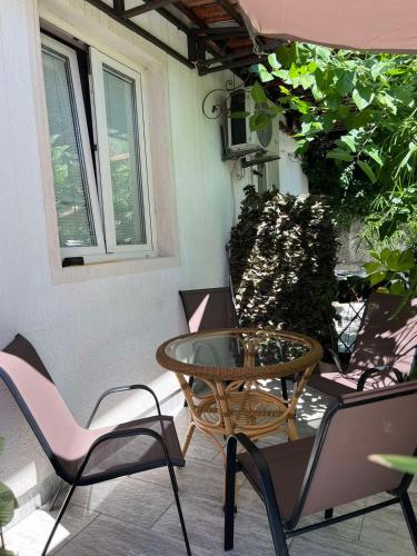 Apartments Ivanišević - image 13