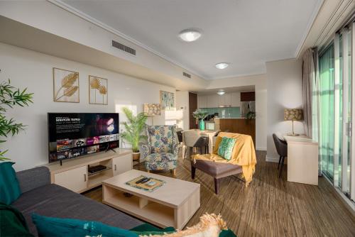 Luxury Oasis-Level 27 in Casino Towers-Balcony with Deluxe River Views-Free Parking - Tap to explore photos