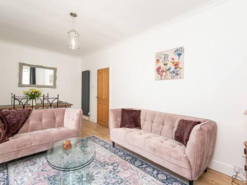 Central 2 bedroom flat with parking - Pass the Keys, Bath (photo 5)