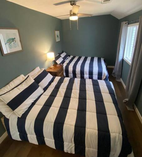 Recently remodeled 4 bedroom Michigan lakehouse!