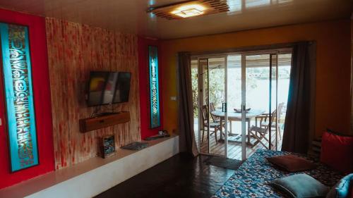 المرافق, فيلا ميتيرابا (Villa Mitirapa) in أفاهيتي