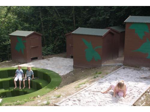 Holiday home for larger groups on an estate in the Ardennes