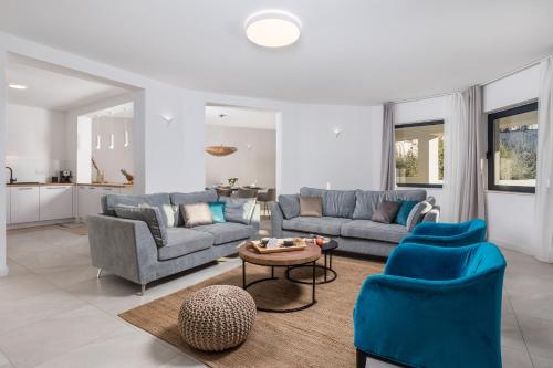 Villa Ma Maison by EL-PI TOURS in Milcetici