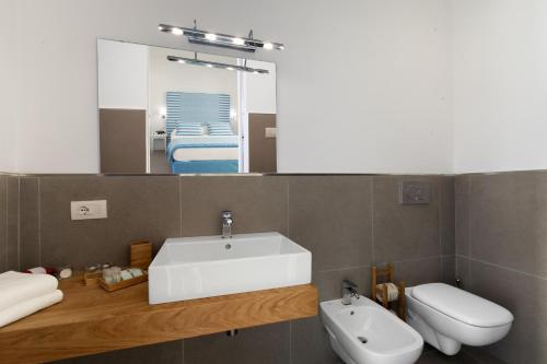 One-Bedroom Apartment image 1