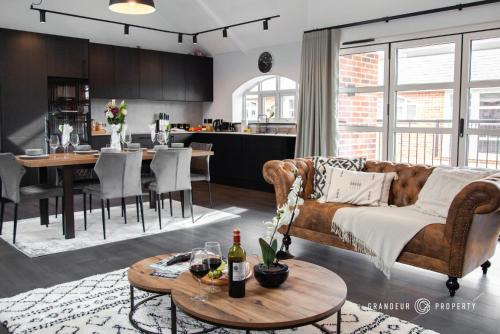 Stunning Lux Scandinavian Style Apt For 5 Parking