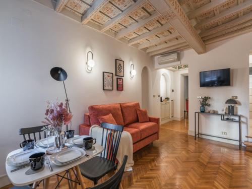 The Best Rent - Spacious two-bedroom apartment in old town, Rzym