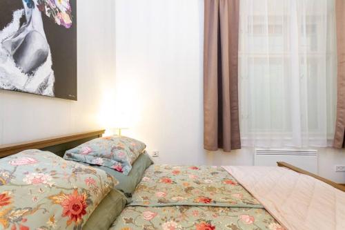 Luxe Haven on Lonyay by NeWave Apartments