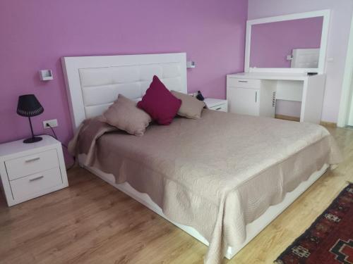 Double Room image 8