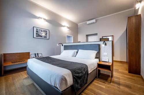 Antico Centro Suite - image 11