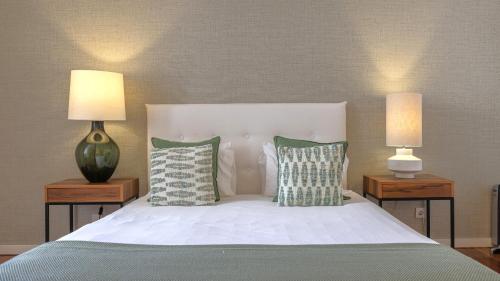 LovelyStay - Chiado 3Bedroom Wonder - image 12