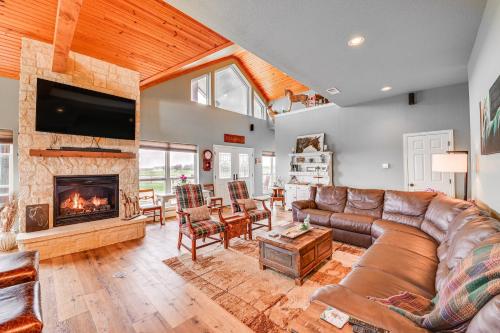Farm Retreat w/ Furnished Patio: 12 Mi to McKinney in Fairview (TX)