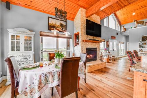 Farm Retreat w/ Furnished Patio: 12 Mi to McKinney in Fairview (TX)