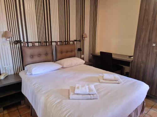 1 double bed