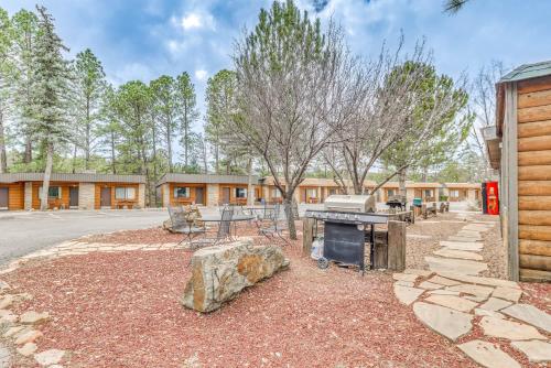 Pet-Friendly Ruidoso Studio about 5 Mi to Alto Lake! Pet-Friendly Ruidoso Studio about 5 Mi to Alto Lake!