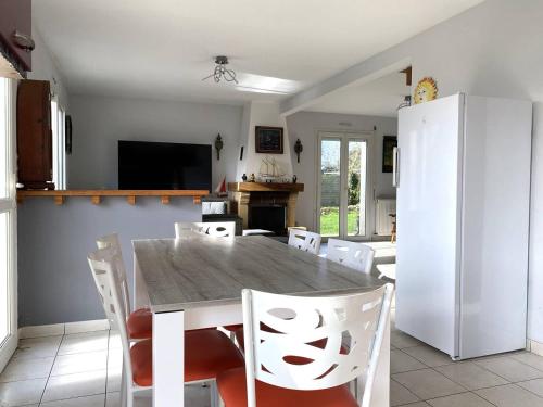 Maison VUE MER, jardin, terrasse, WIFI, au SUD, à TREBEURDEN - Réf 663